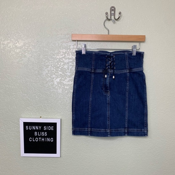 Free People Women’s Strecky Y2K Jean Tie Front Midi Pencil Skirt Size 2 - Picture 1 of 9